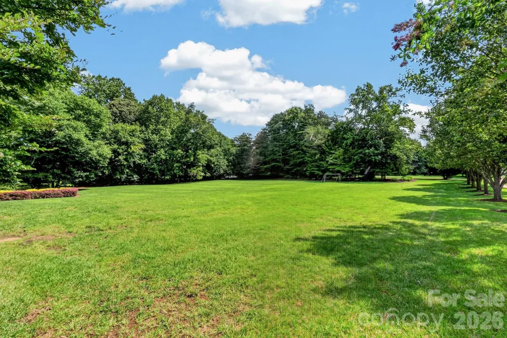 127 Corona Circle Mooresville, NC 28117