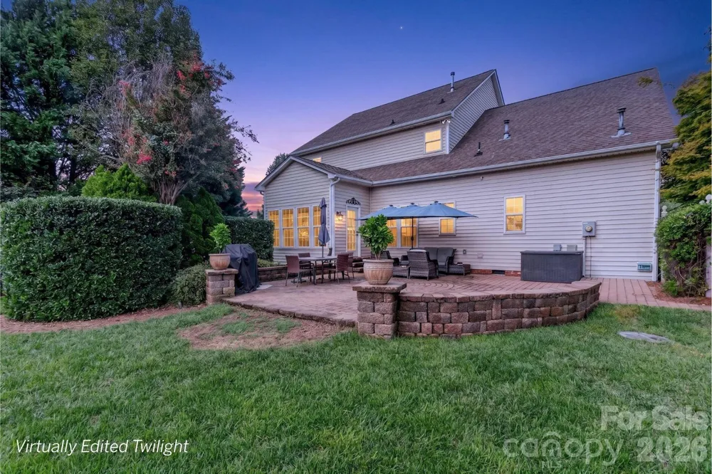 127 Corona Circle Mooresville, NC 28117