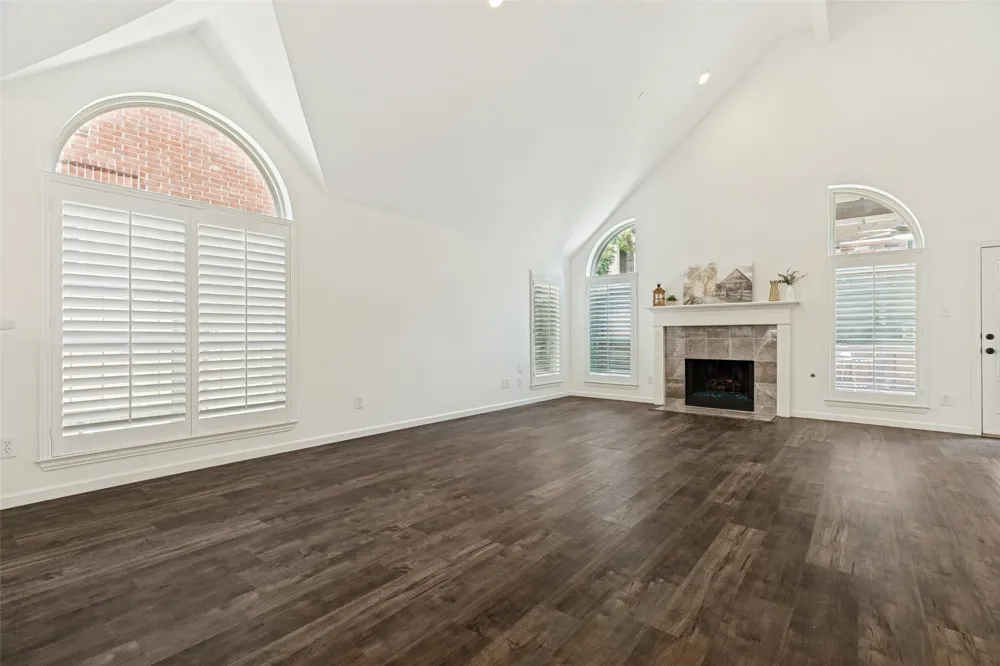14624 Windsor Court Addison, TX 75001