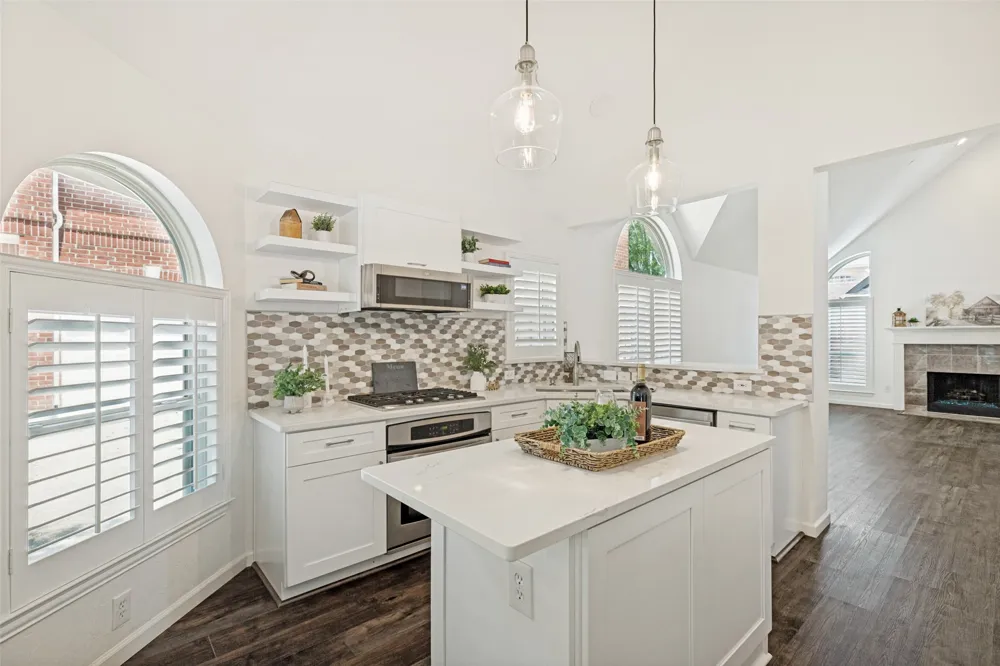 14624 Windsor Court Addison, TX 75001