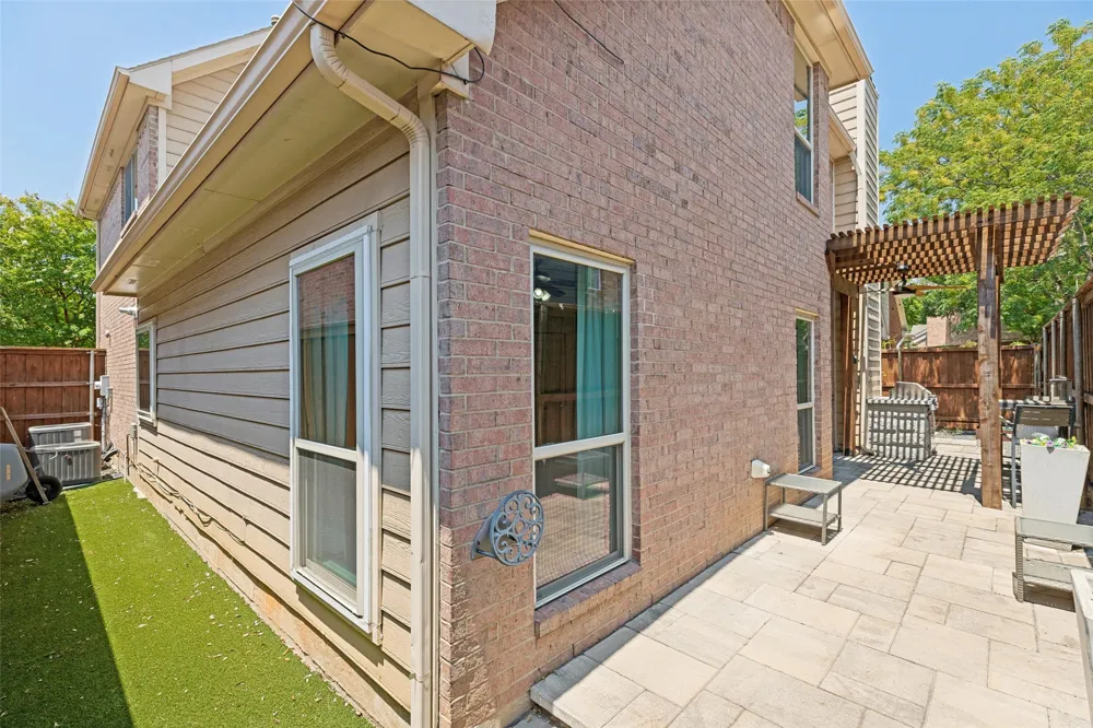 14624 Windsor Court Addison, TX 75001