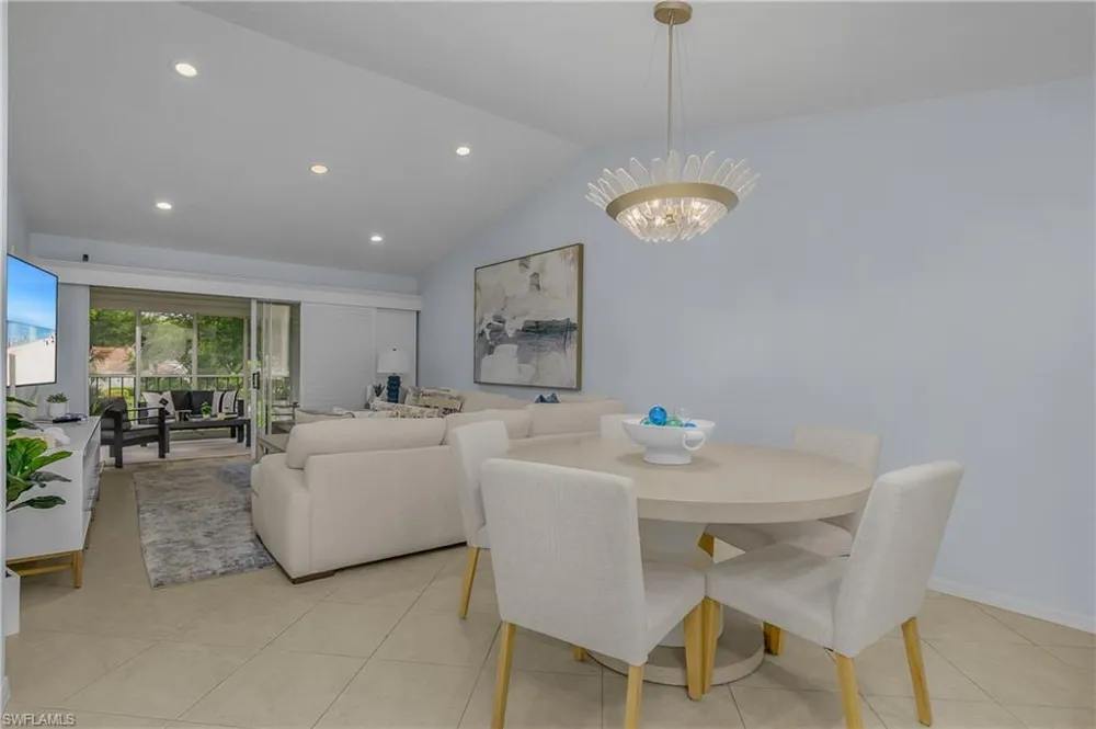 7725 Jewel Lane #201 Naples, FL 34109