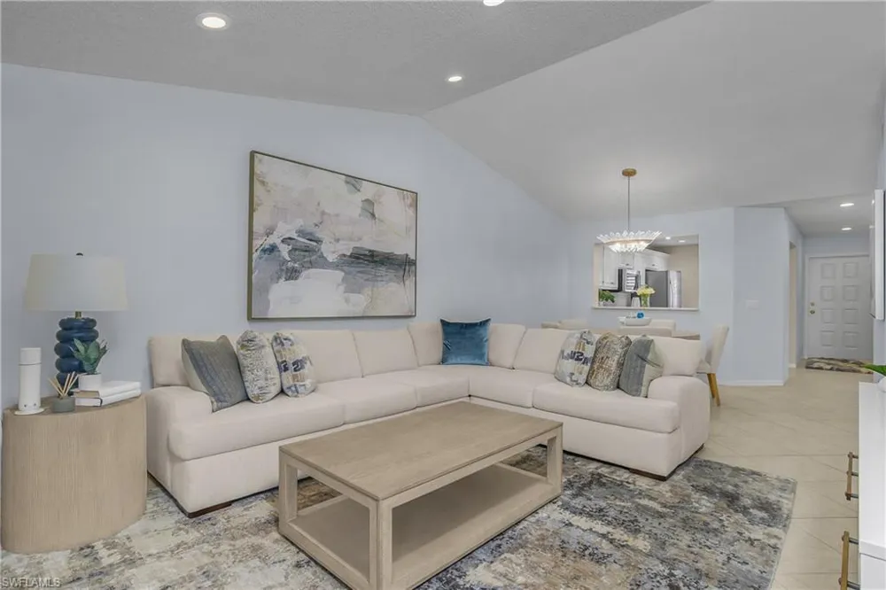 7725 Jewel Lane #201 Naples, FL 34109