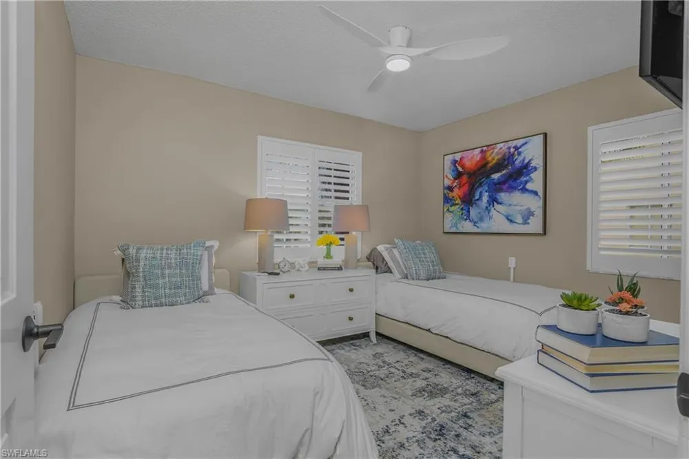 7725 Jewel Lane #201 Naples, FL 34109