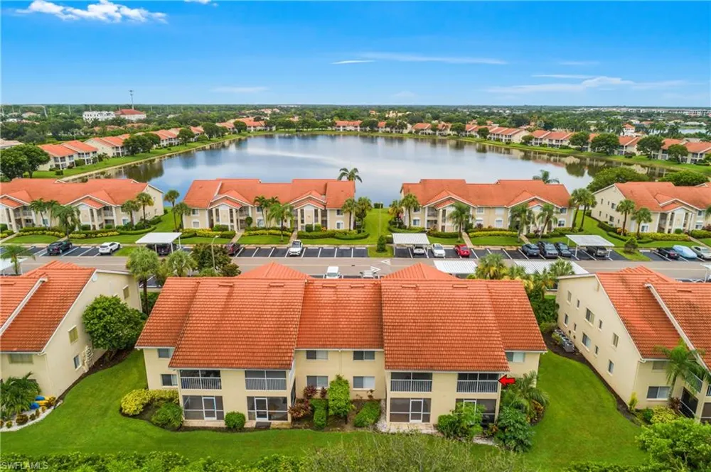 7725 Jewel Lane #201 Naples, FL 34109
