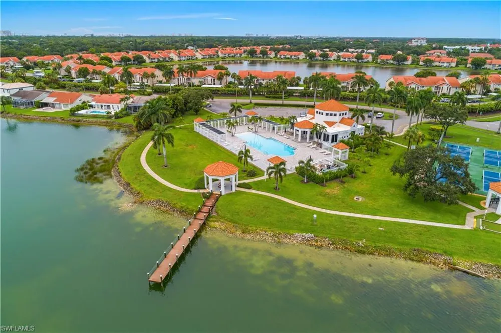 7725 Jewel Lane #201 Naples, FL 34109