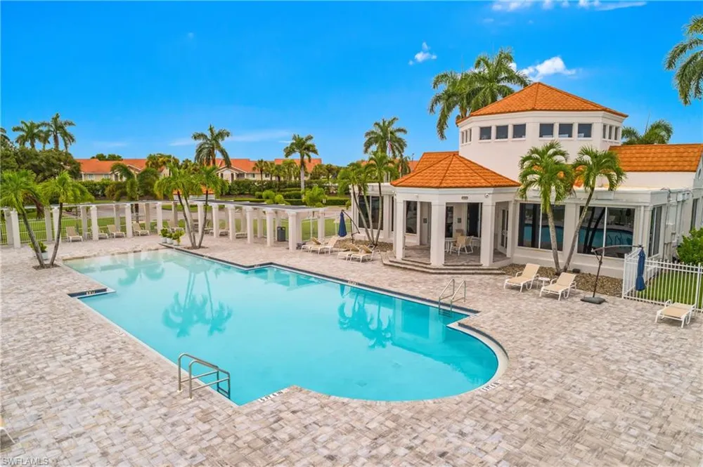 7725 Jewel Lane #201 Naples, FL 34109