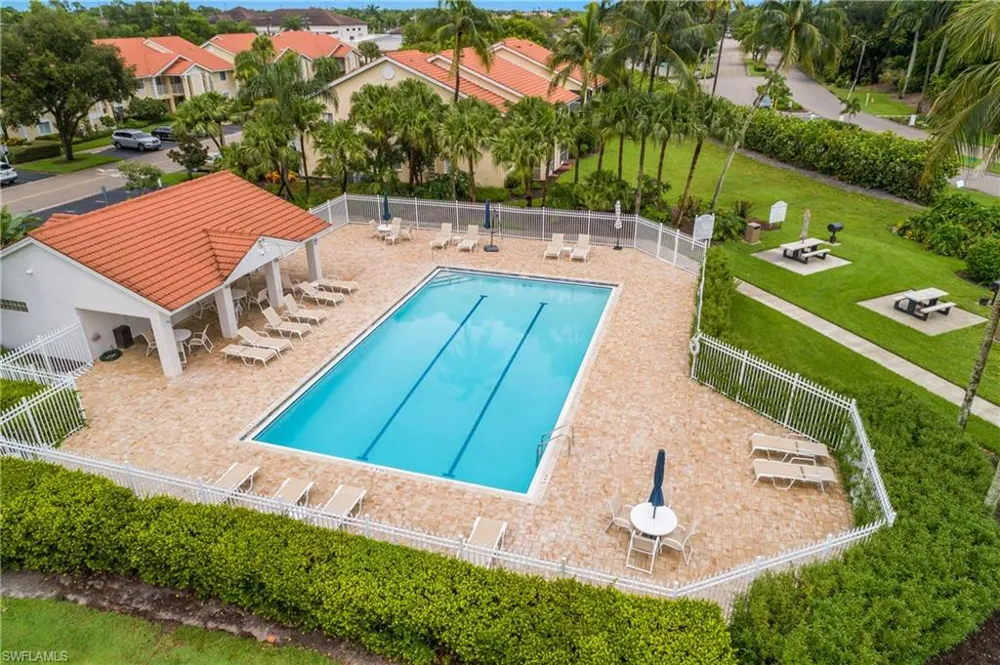 7725 Jewel Lane #201 Naples, FL 34109