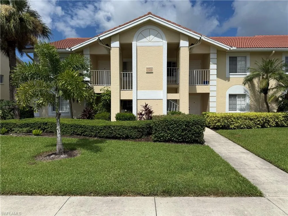 7725 Jewel Lane #201 Naples, FL 34109