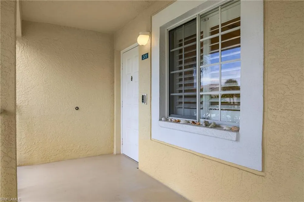 7725 Jewel Lane #201 Naples, FL 34109