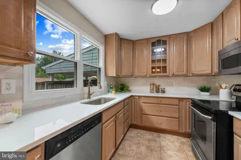 7663 SHERLOCK COURT