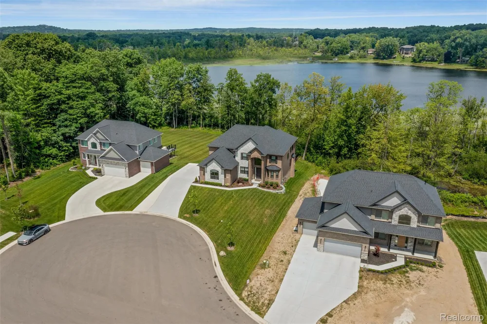 6002 Monarch Clarkston City, MI 48348