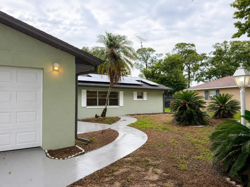 4401 MADERIA AVENUE Sebring, FL 33872