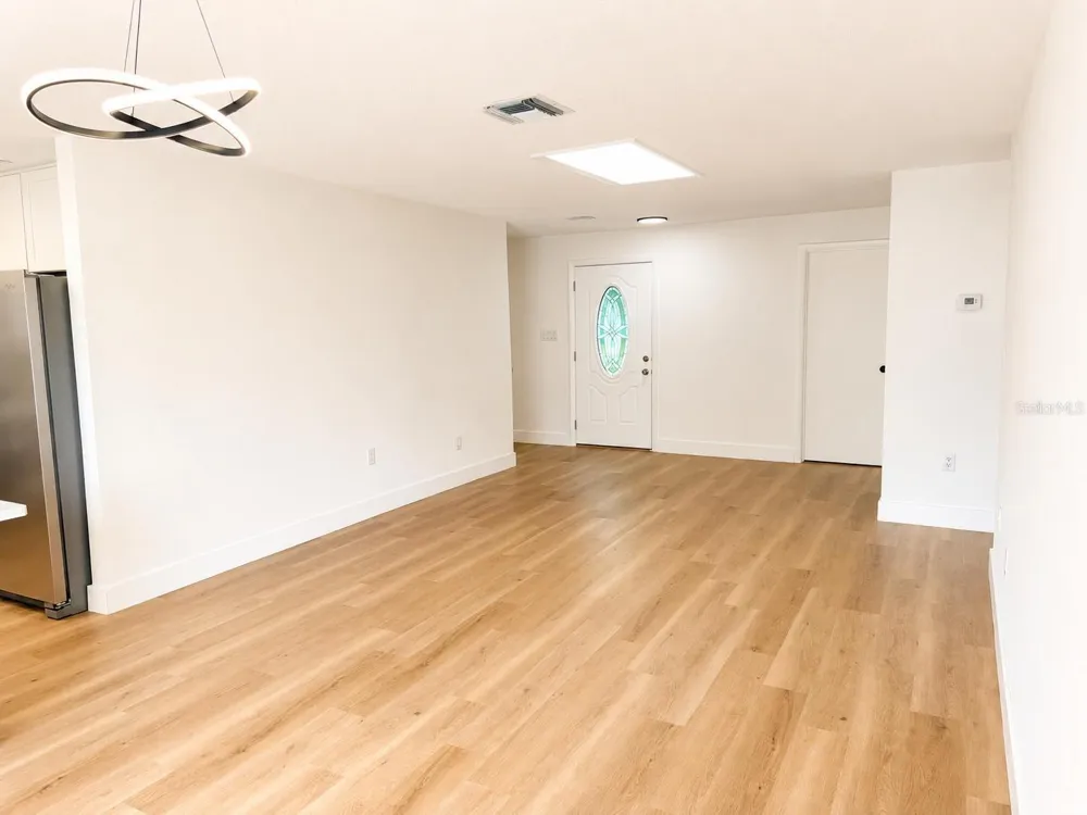 4401 MADERIA AVENUE Sebring, FL 33872