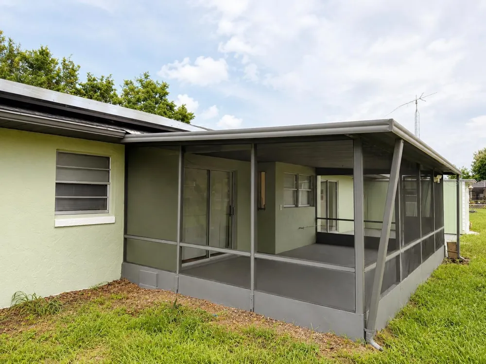 4401 MADERIA AVENUE Sebring, FL 33872
