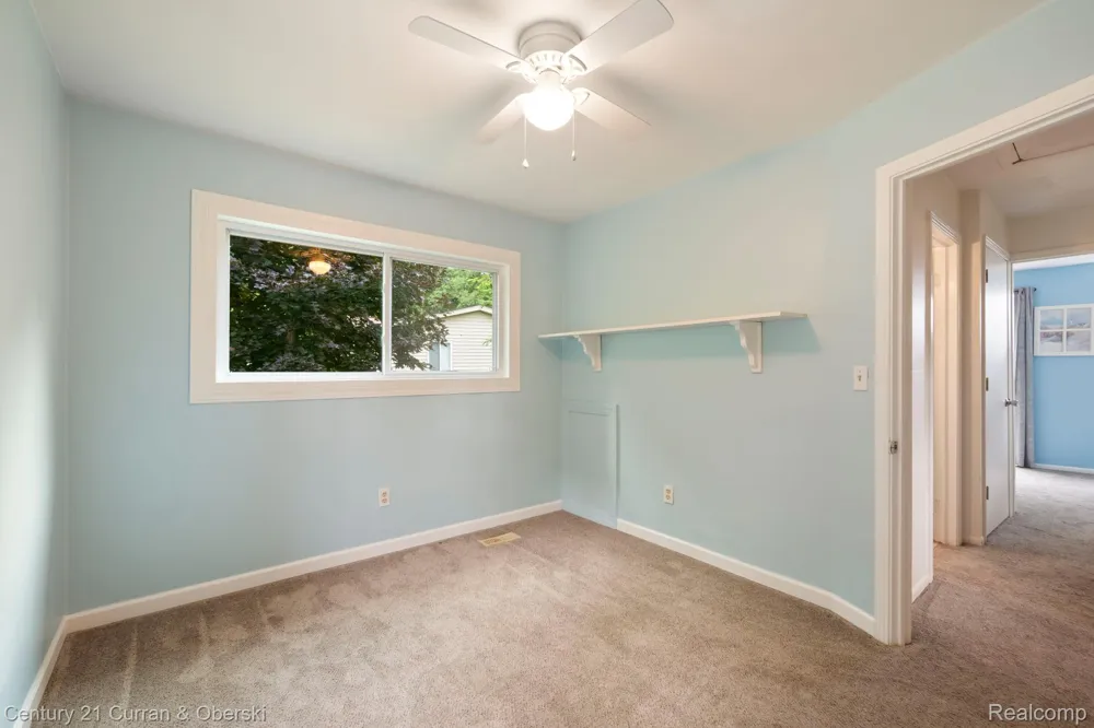 10492 Lake Shore Drive Tyrone Township, MI 48430