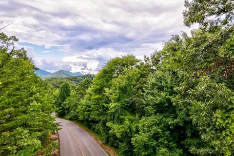 64 Redtail Road