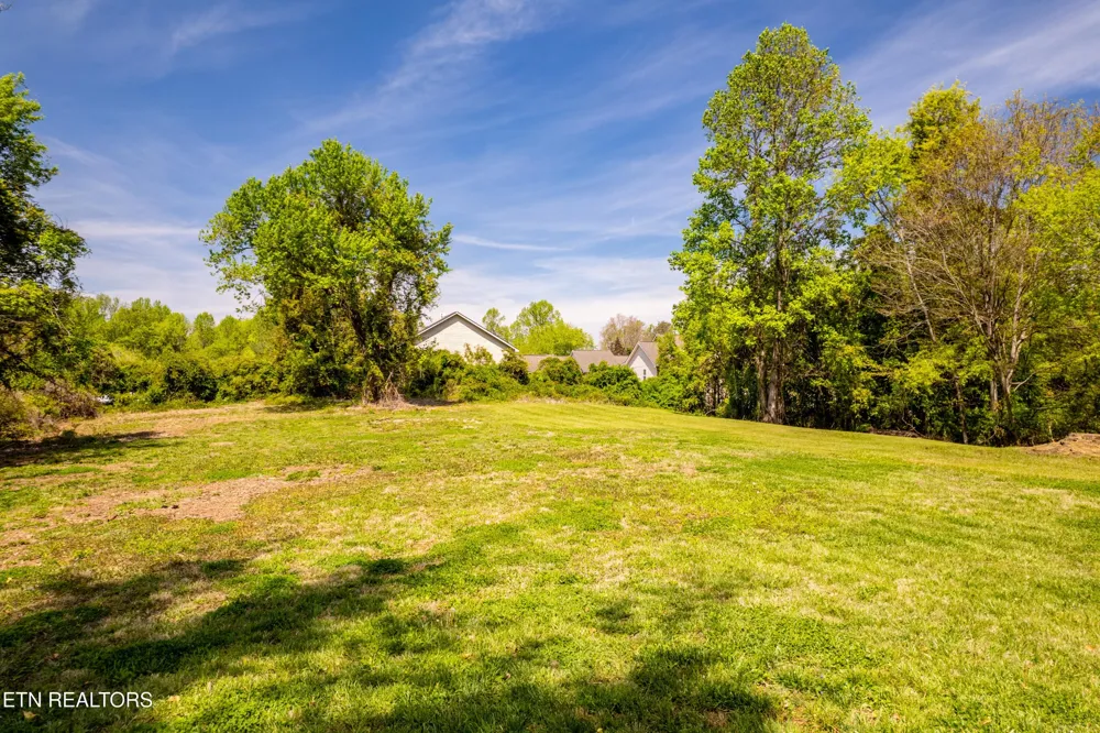 4209 Doris Circle Knoxville, TN 37918