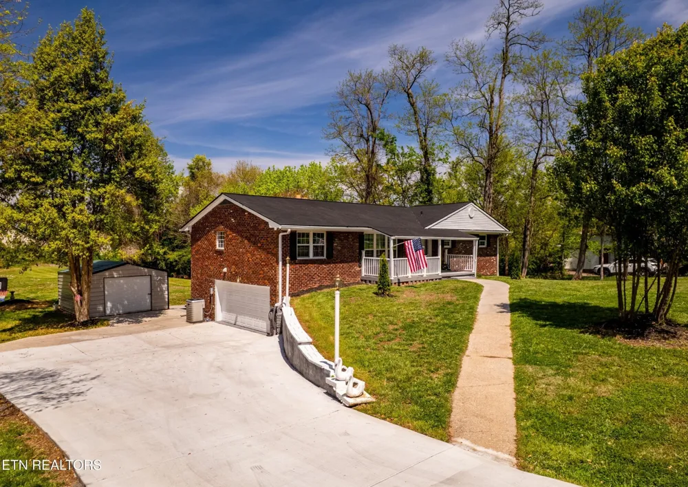 4209 Doris Circle Knoxville, TN 37918