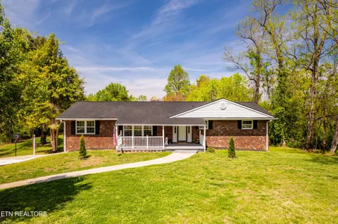 4209 Doris Circle