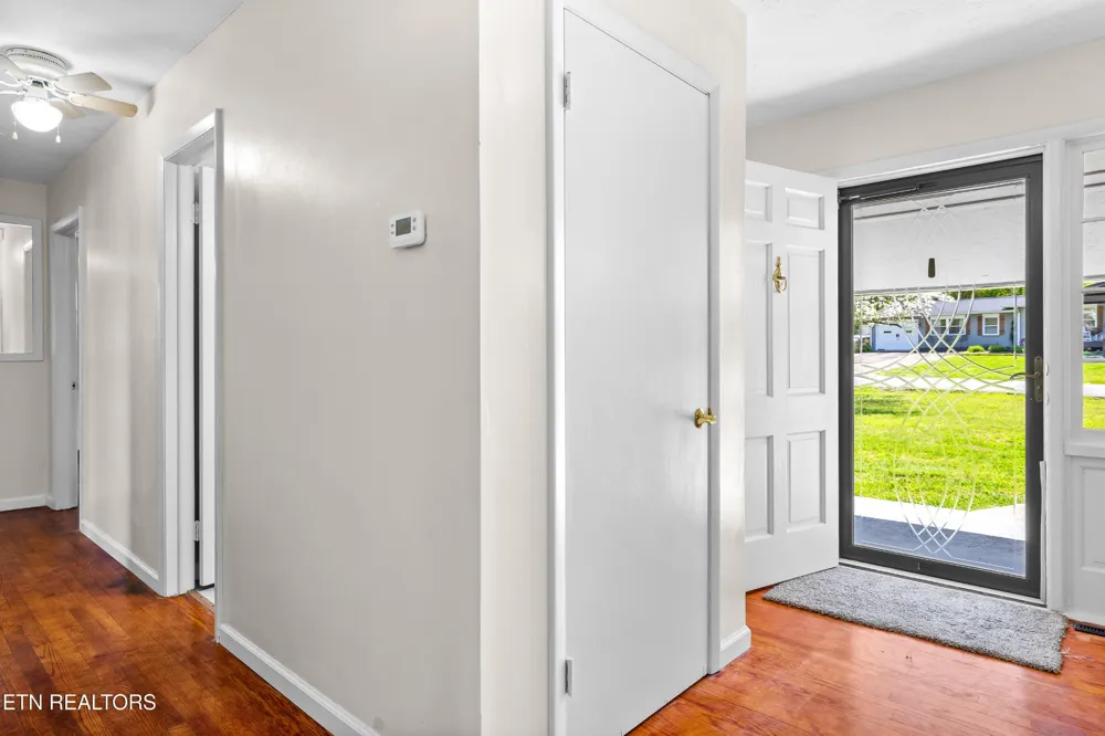 4209 Doris Circle Knoxville, TN 37918