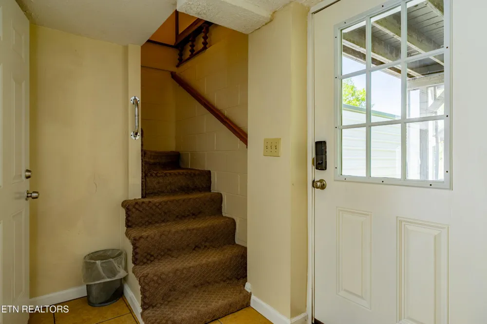 4209 Doris Circle Knoxville, TN 37918