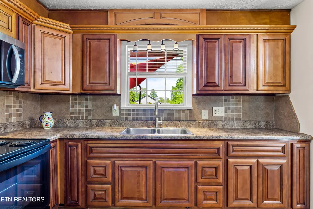 4209 Doris Circle Knoxville, TN 37918