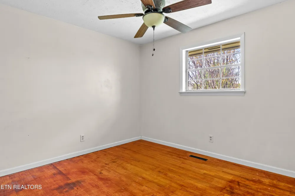 4209 Doris Circle Knoxville, TN 37918
