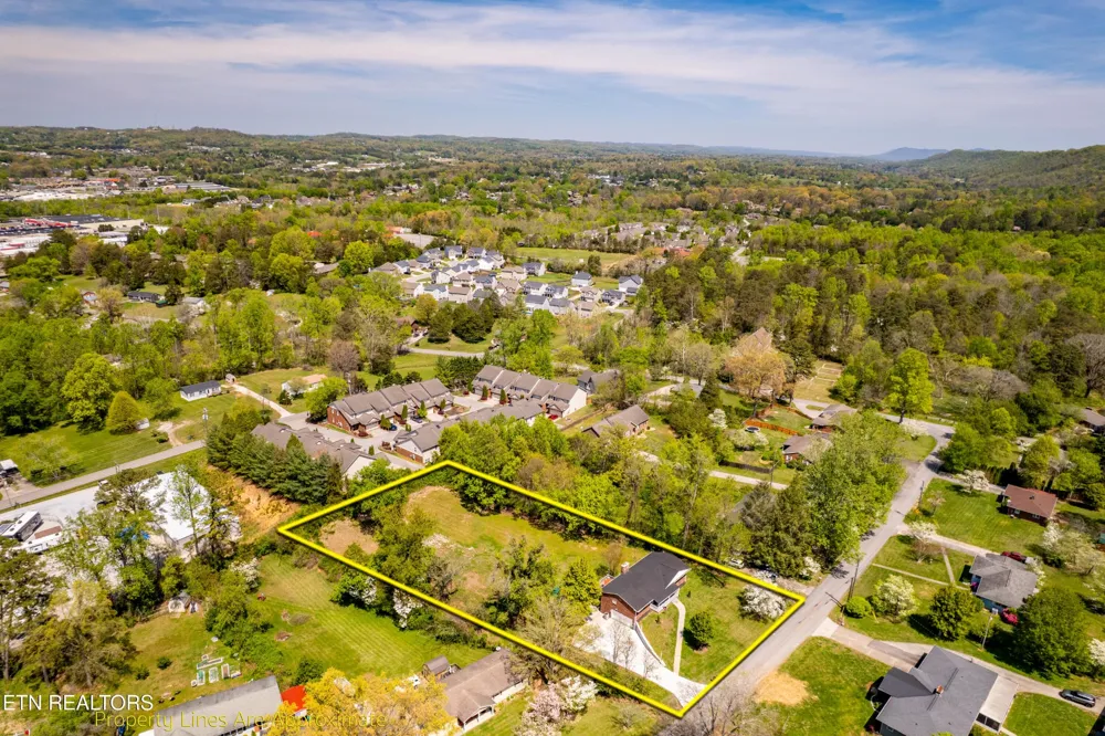 4209 Doris Circle Knoxville, TN 37918