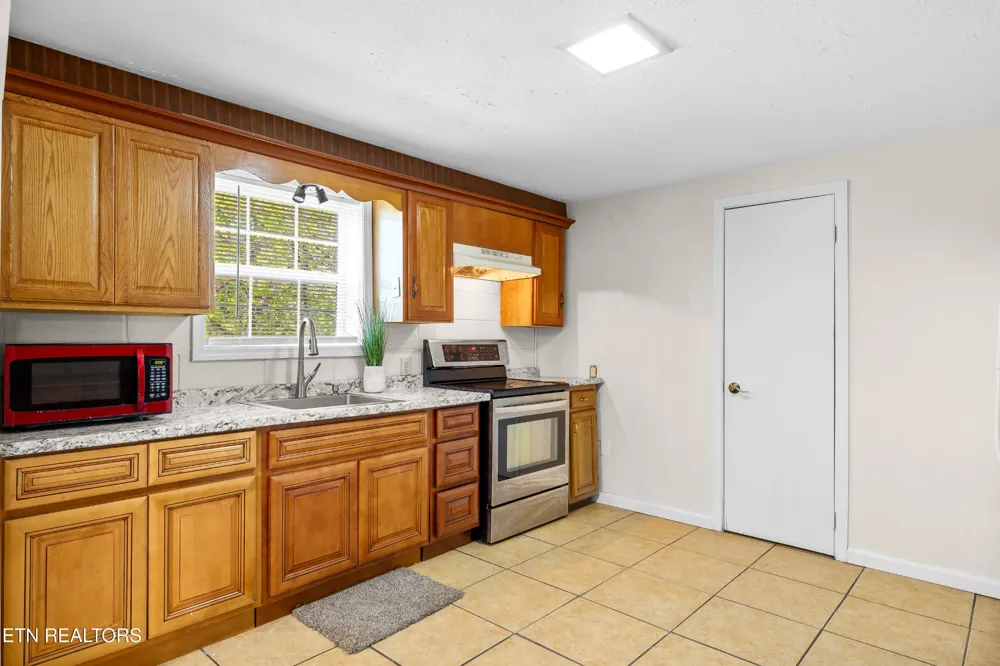 4209 Doris Circle Knoxville, TN 37918