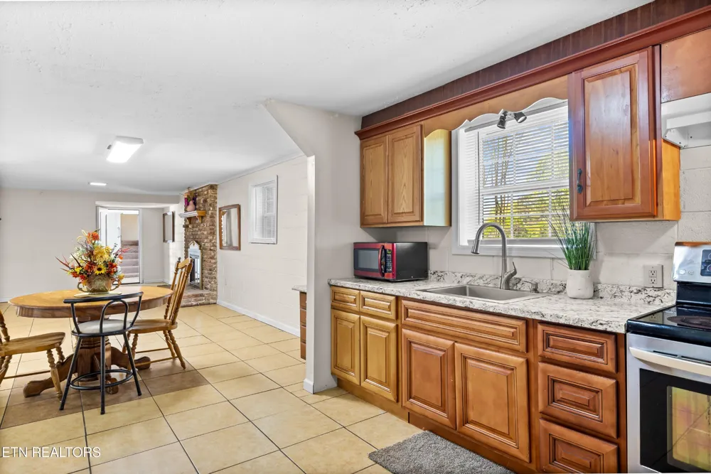 4209 Doris Circle Knoxville, TN 37918