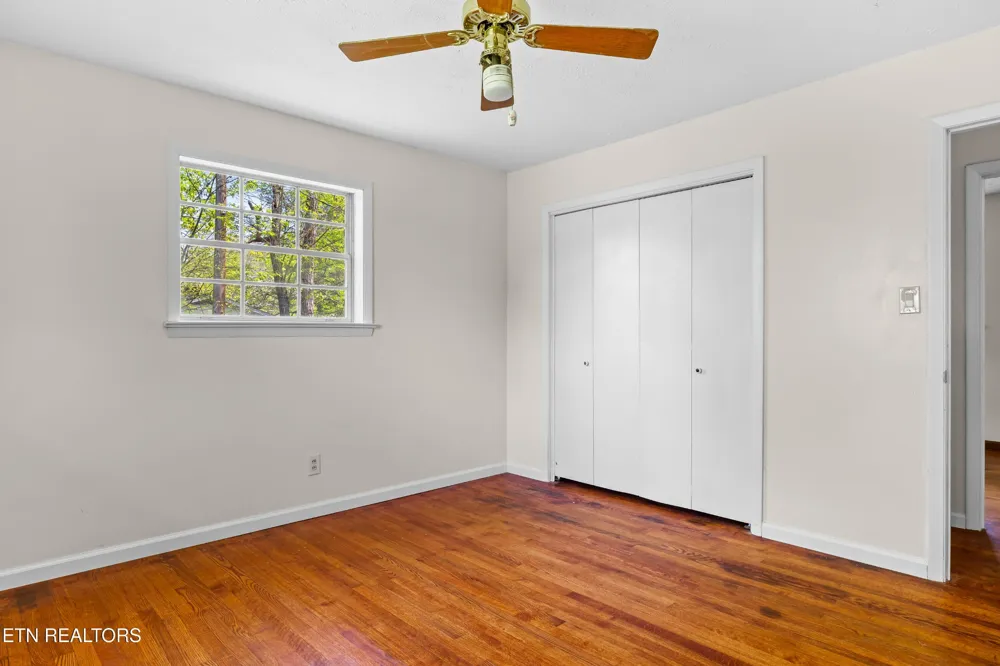4209 Doris Circle Knoxville, TN 37918