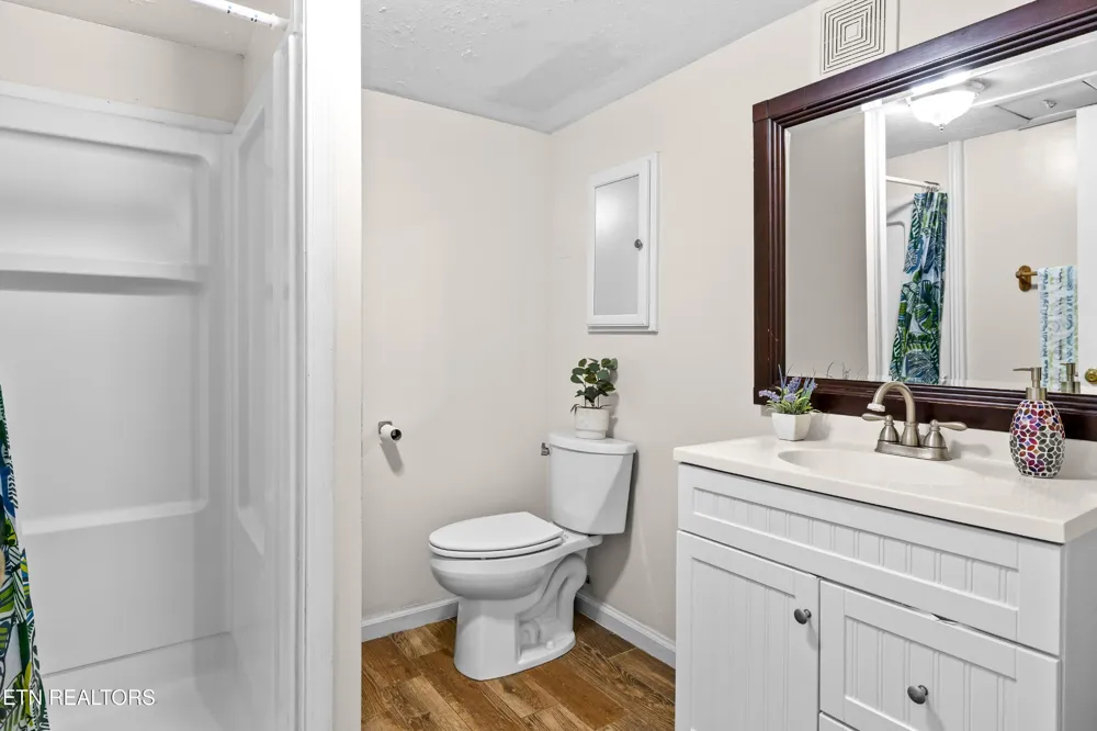 4209 Doris Circle Knoxville, TN 37918