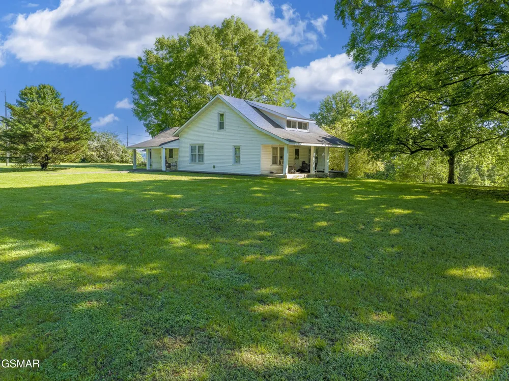 3744 Leadvale Road White Pine, TN 37890