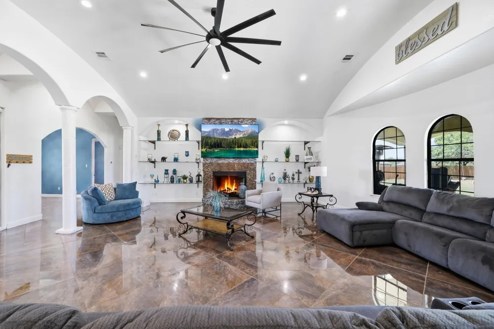 535 W Ansley Boulevard San Antonio, TX 78221
