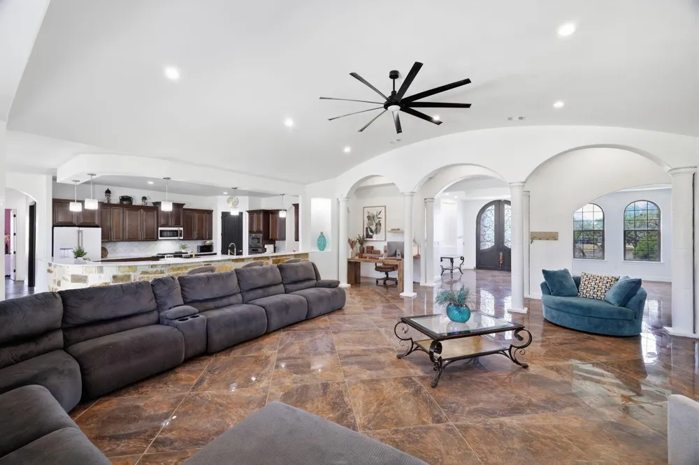 535 W Ansley Boulevard San Antonio, TX 78221