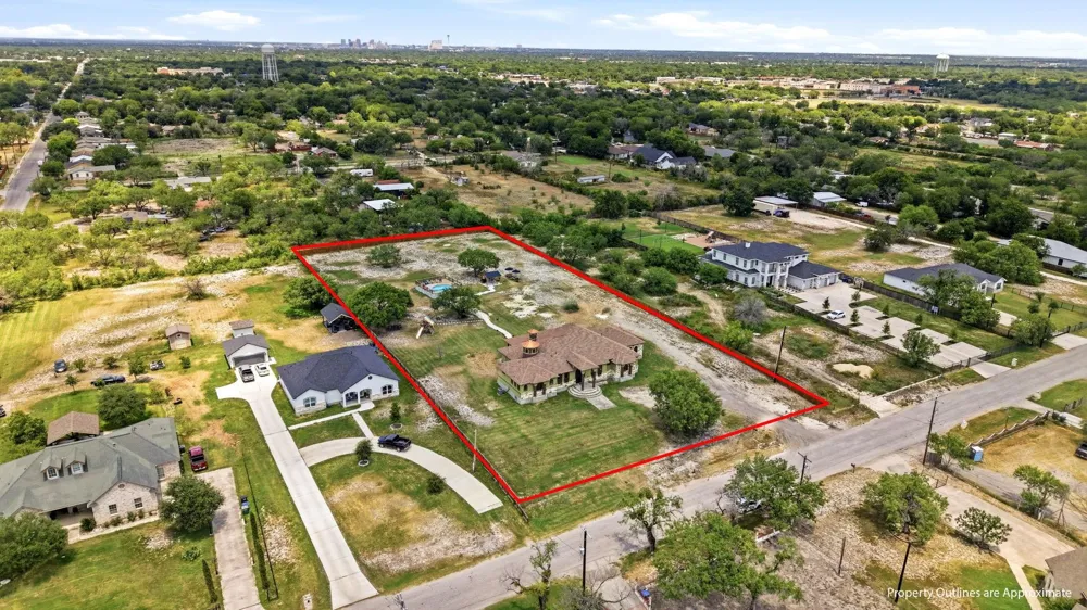 535 W Ansley Boulevard San Antonio, TX 78221