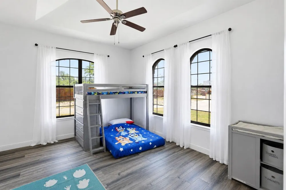 535 W Ansley Boulevard San Antonio, TX 78221