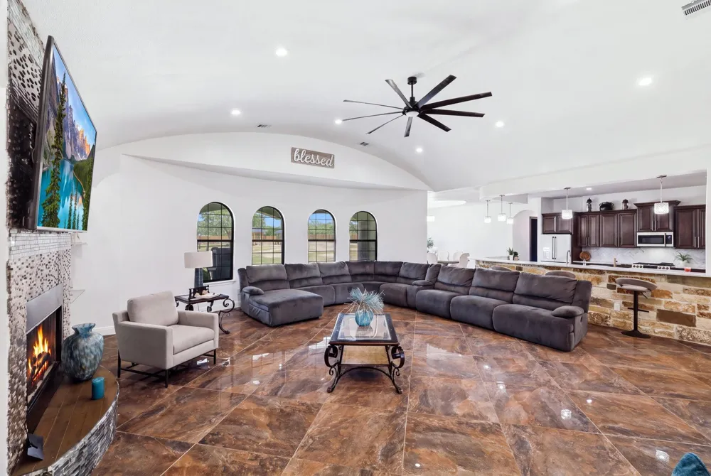 535 W Ansley Boulevard San Antonio, TX 78221
