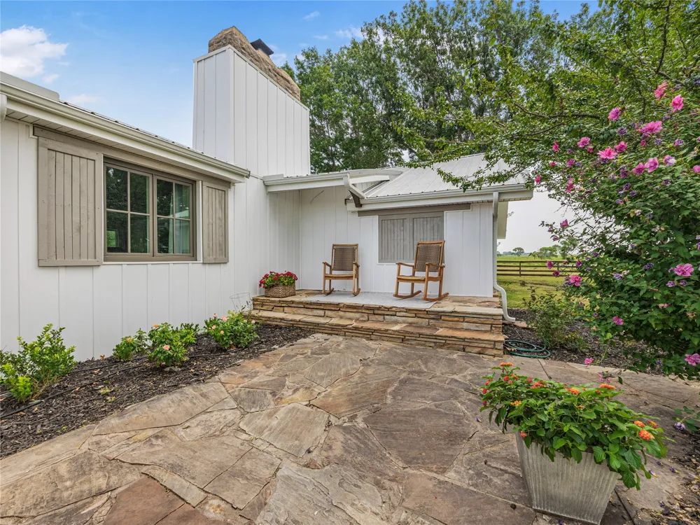 3947 E 340 ROAD Talala, OK 74080
