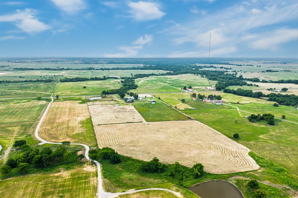 3947 E 340 ROAD Talala, OK 74080