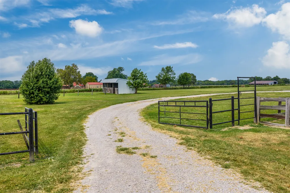 3947 E 340 ROAD Talala, OK 74080