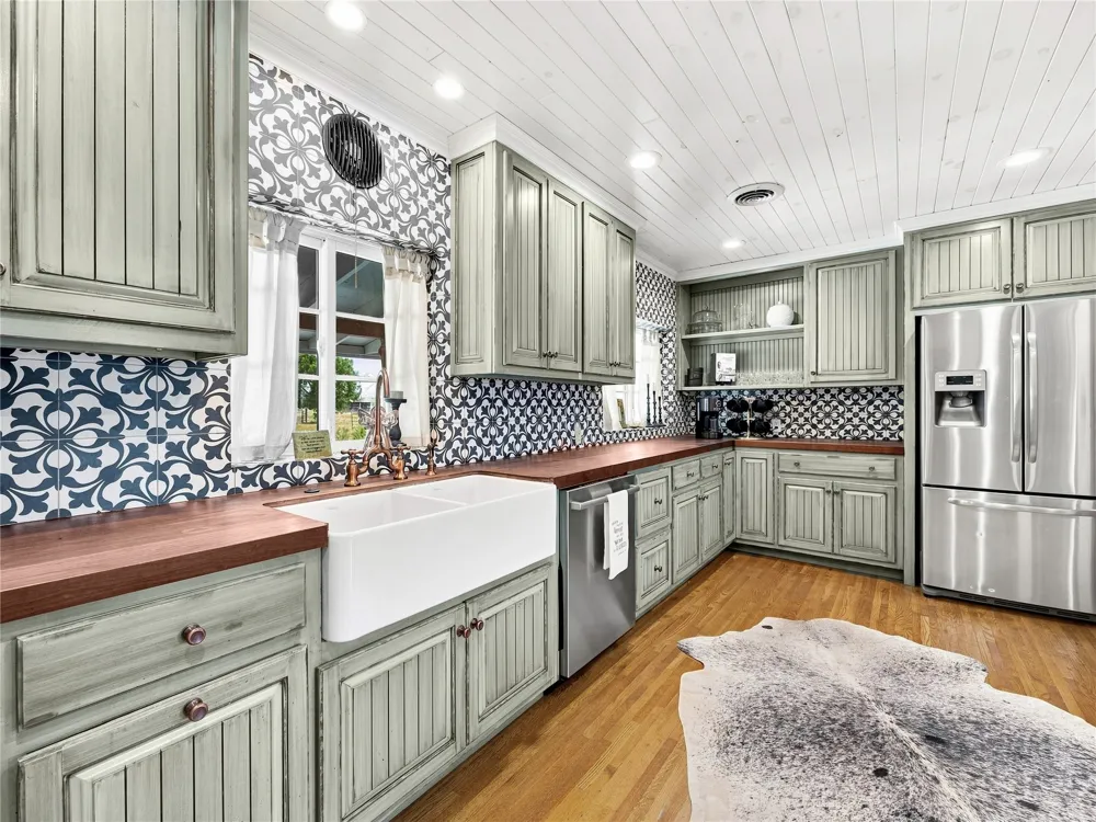 3947 E 340 ROAD Talala, OK 74080