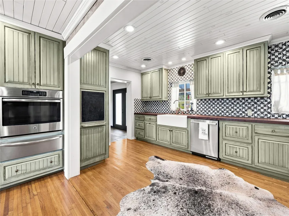 3947 E 340 ROAD Talala, OK 74080