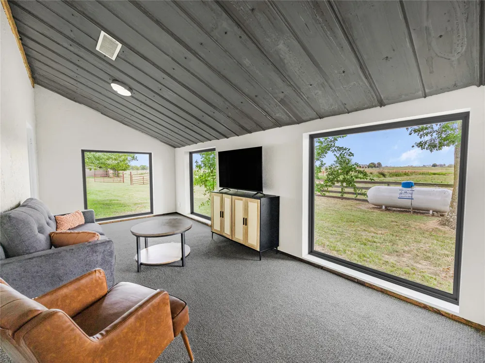 3947 E 340 ROAD Talala, OK 74080