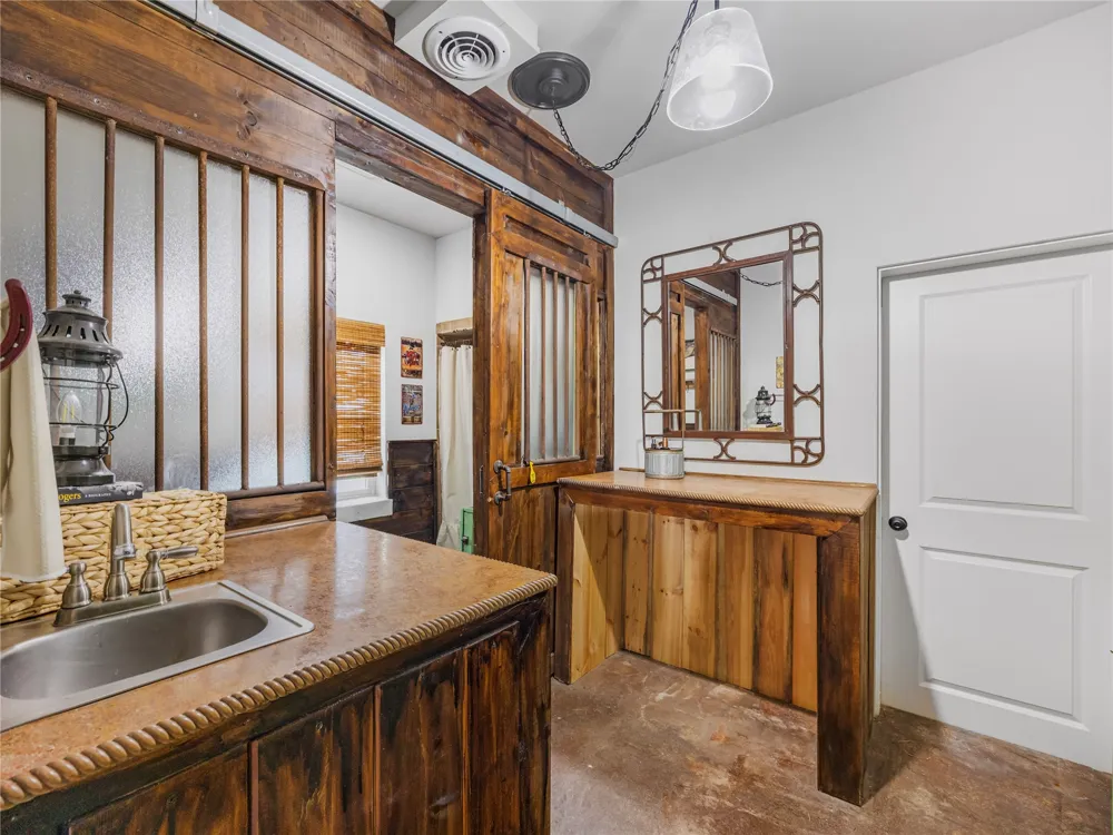 3947 E 340 ROAD Talala, OK 74080