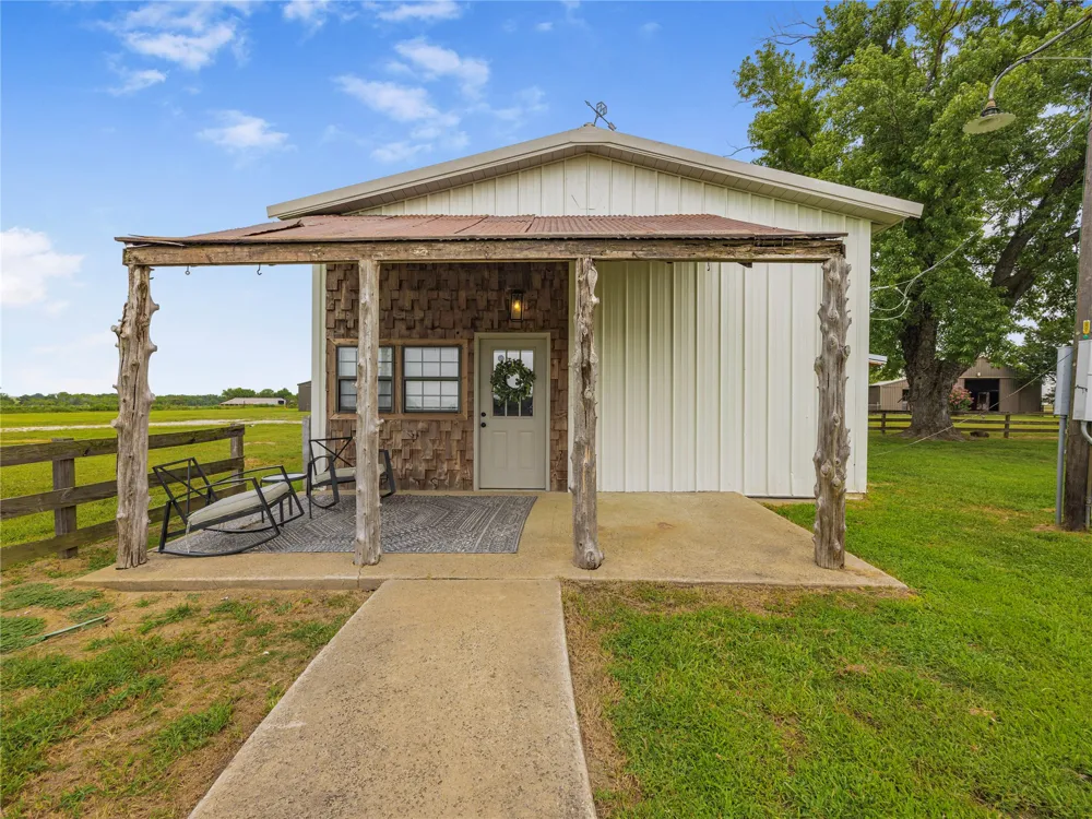3947 E 340 ROAD Talala, OK 74080