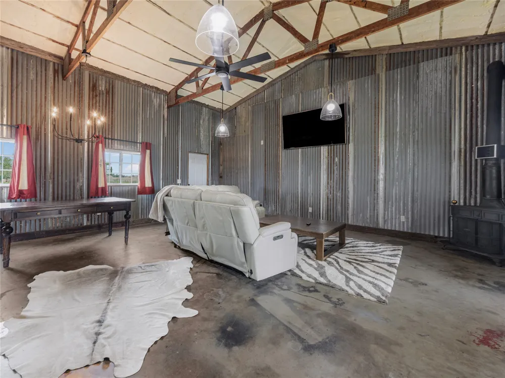 3947 E 340 ROAD Talala, OK 74080