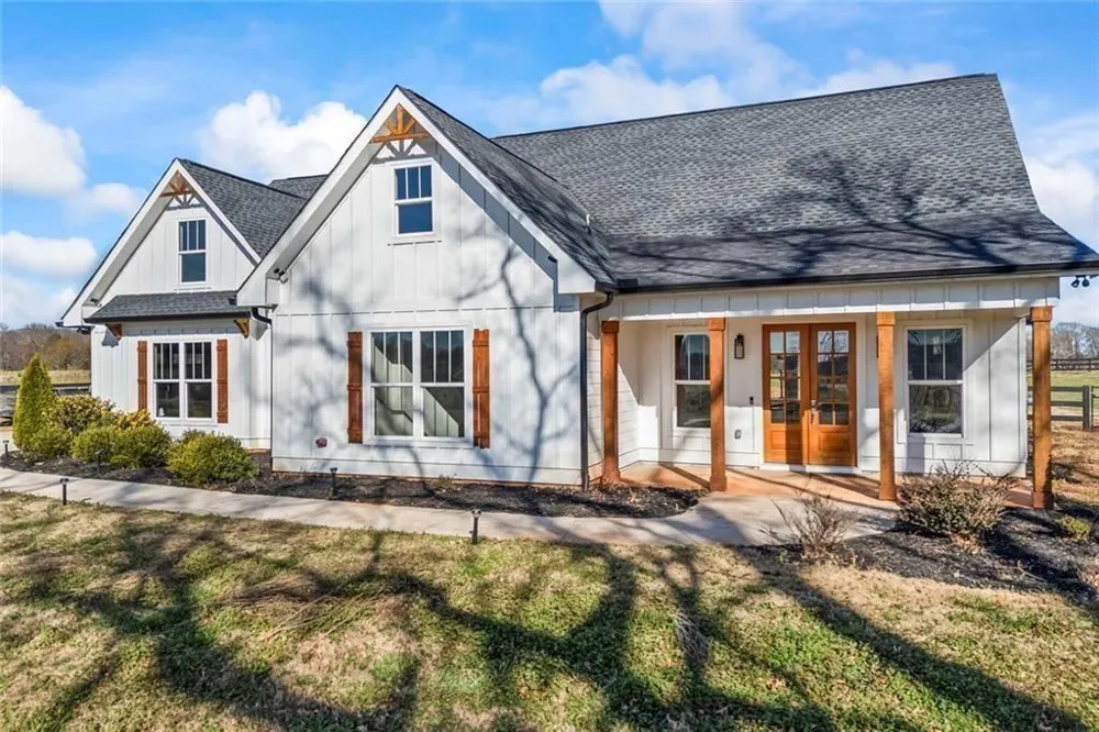 7588 Highway 98 W Road Commerce, GA 30530