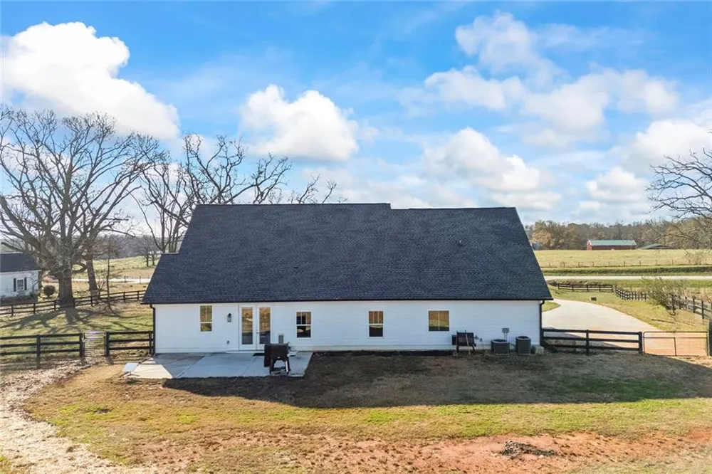 7588 Highway 98 W Road Commerce, GA 30530